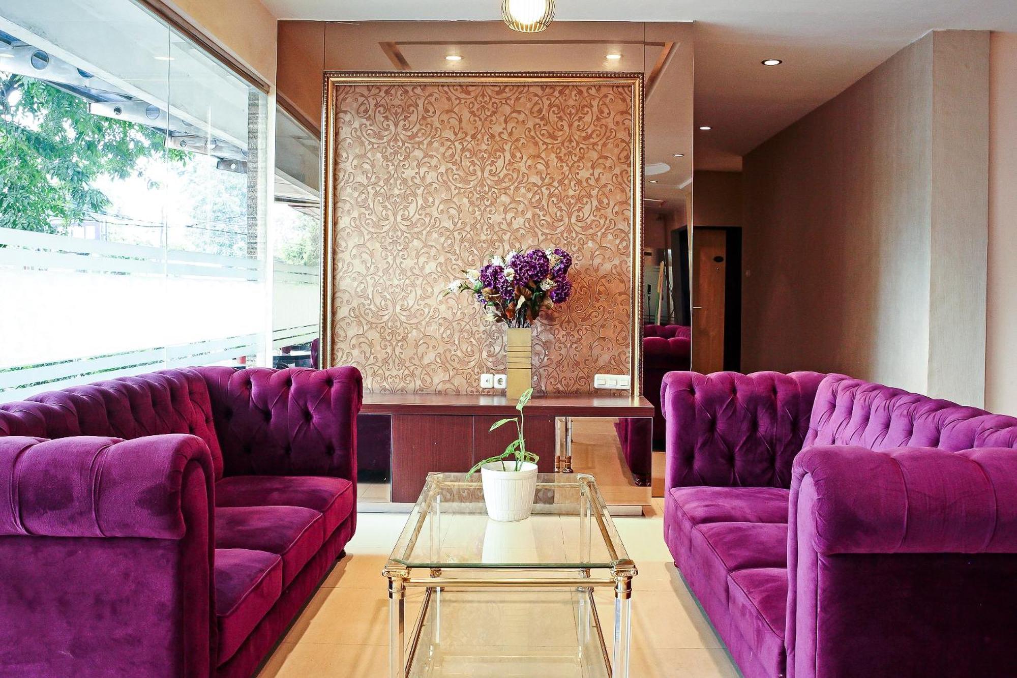 Oyo 1009 Hotel Bumi Malaya Медан Екстер'єр фото